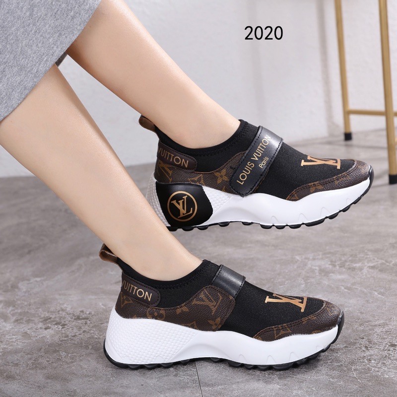 sepatu LV 2020