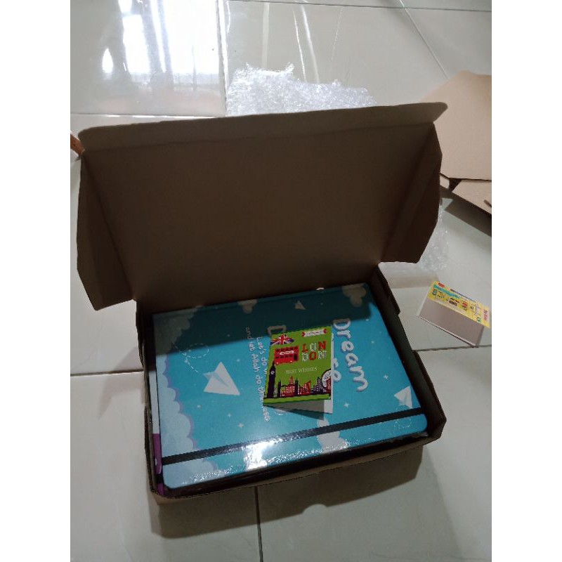 

Tambahan packaging + kartu ucapan