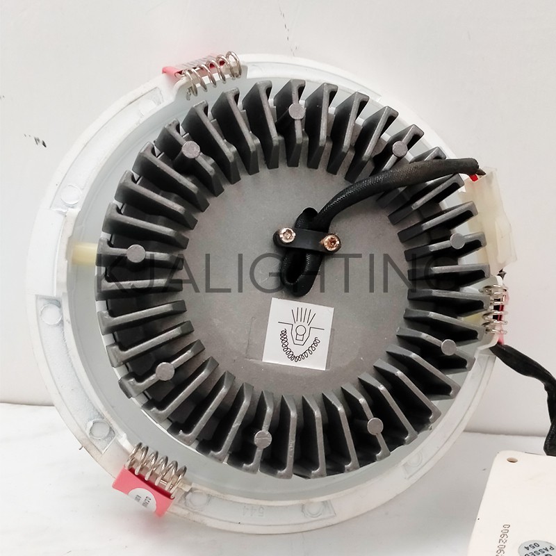 BENELUX DOWNLIGHT LED INBOW BULAT 18 W 18 WATT 544