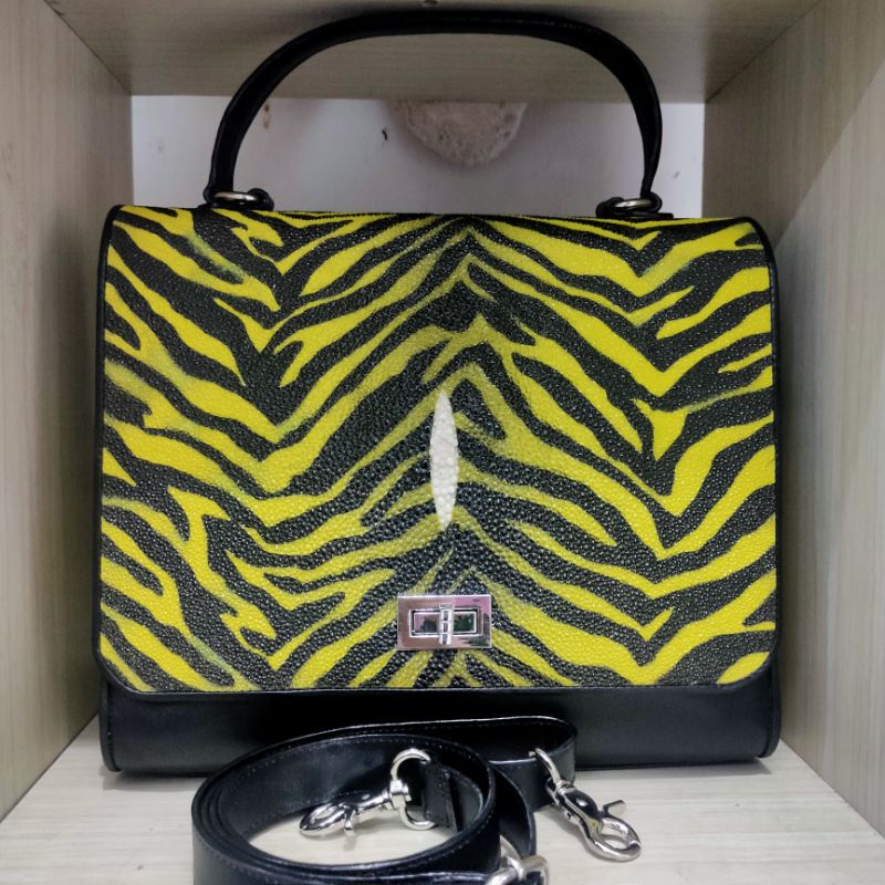 Tas kulit Ikan Pari Loreng