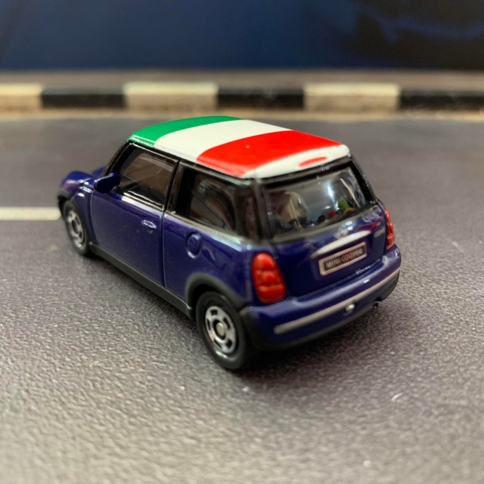 Tomica Mini Cooper Selection - Italian - Base Besi - Made in China