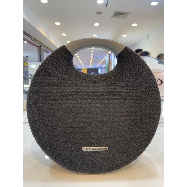 Harman kardon onyx studio 5