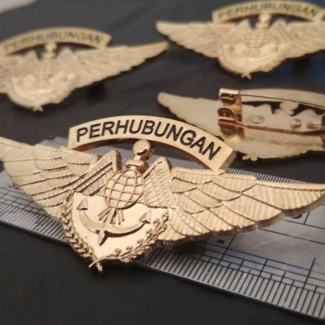 Wing PERHUBUNGAN Pin Wing Wings PERHUBUNGAN Dishub Kemenhub Kuningan Peniti ORIGINAL PREMIUM