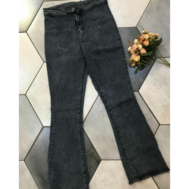 Highwaist Cutbray jeans kekinian / Cutbray jeans rawis terlaris /Celana cutbray jeans