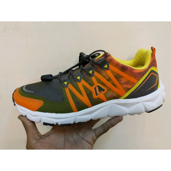 Terbaru sepatu league kumo