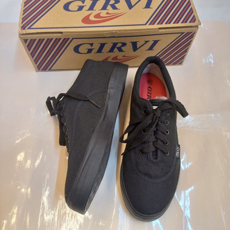 Sepatu girvi  putih jass