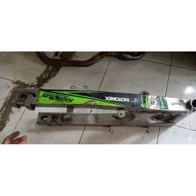 swing arm lengan ayun supit trail klx s original copotan
