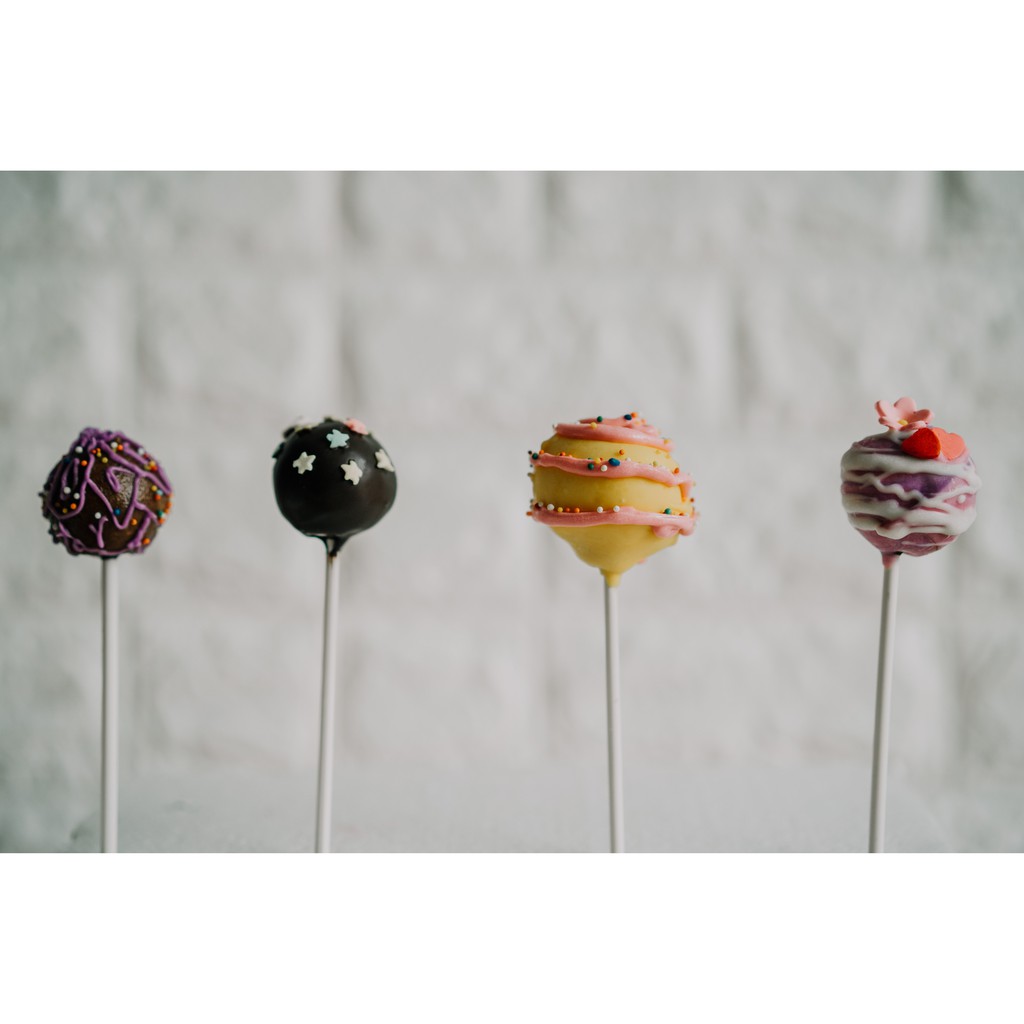 

Cake Pop/lollipop/cokelat/permen/sprinkle/manis/susu/cookies/kue kering/hampers