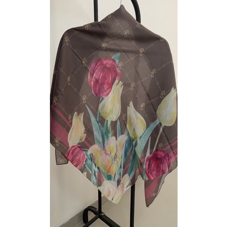 hijab jilbab segi empat nada puspita angel lelga iho oditee scarf preloved