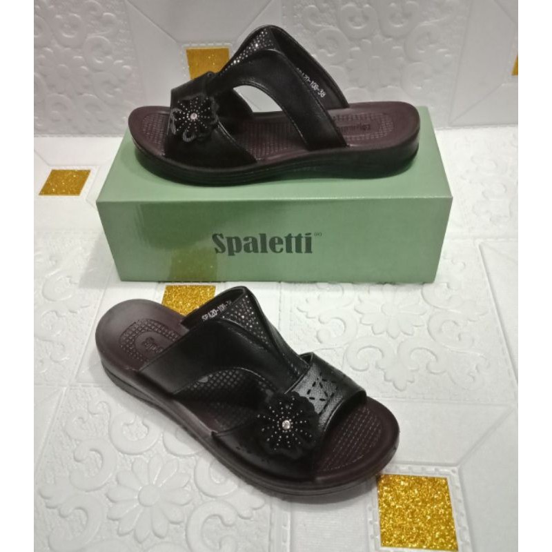 Sandal Import merek Spaletti