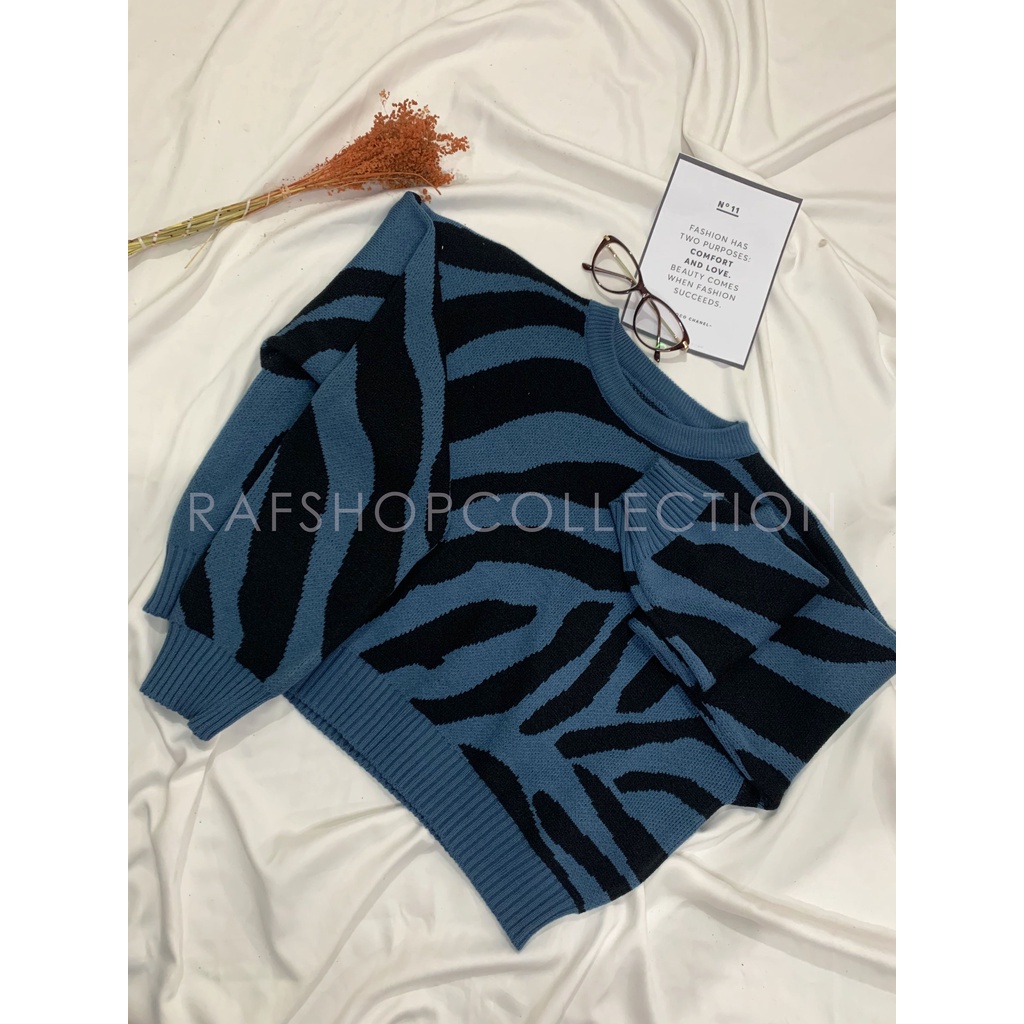 CREWNECK MOTIF ZEBRA - SWEATER CROP_SWEATER RAJUT_RAJUT TEBAL