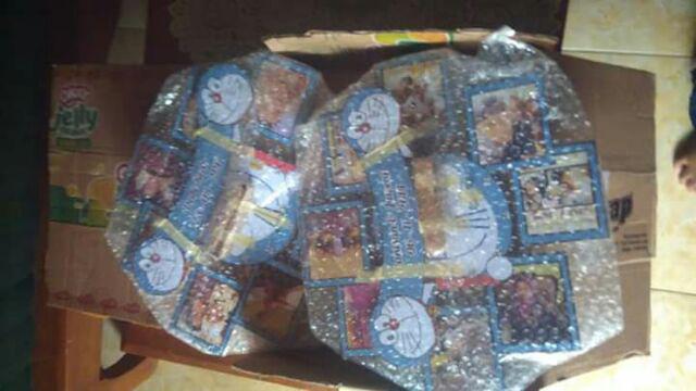 Harga Murah Jam Dinding Karakter Kayu Vintage Frame Foto Tema Doraemon