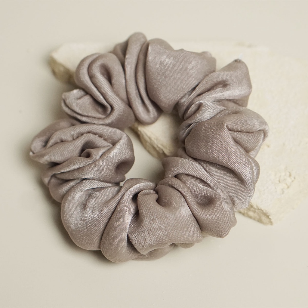 Sienna satin silk scrunchies kunciran ikat rambut