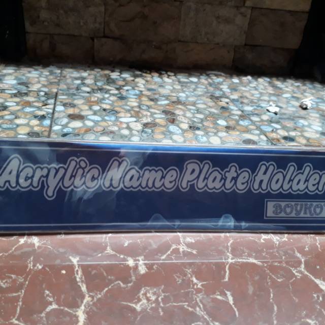 

Papan Nama Meja. Acrylic Name Plate Holder 25cm satu sisi