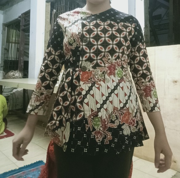 Batik Wanita - Atasan Batik 184 - 730 Nw
