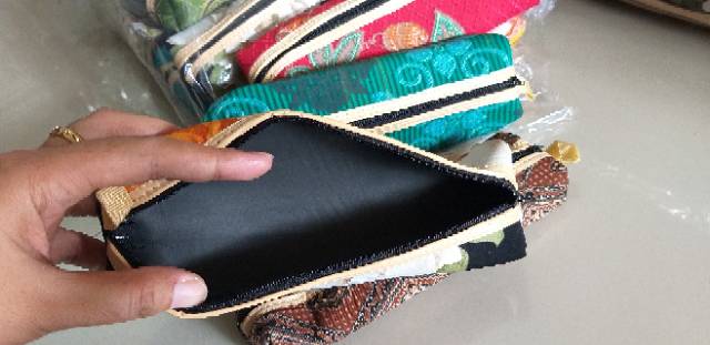 Dompet pensil batik random