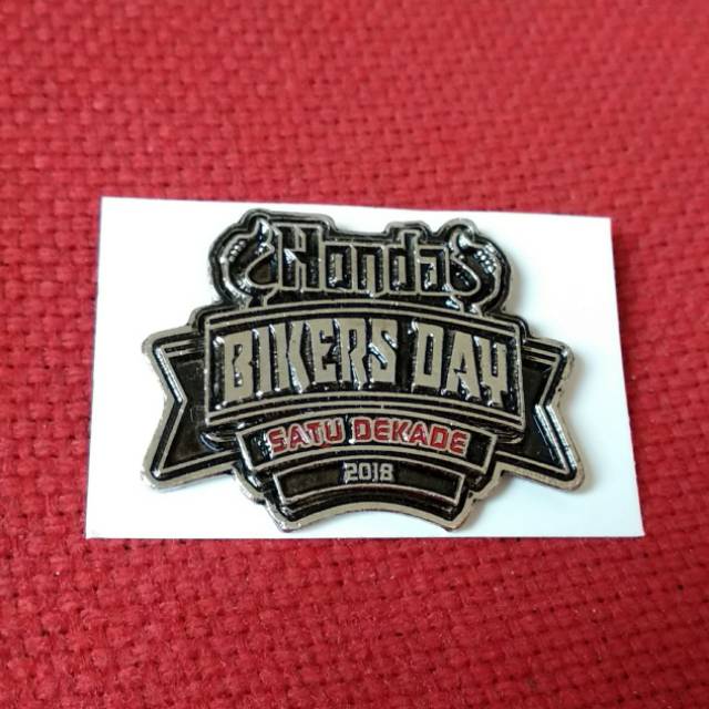 Pin cor suport Honda Bikers day 2018
