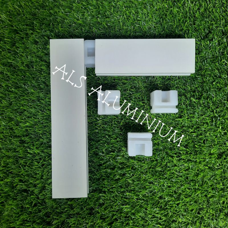 SIKU/ SPIGOT PLASTIK PINTU ALUMUNIUM TIANG SLEDING (9055)