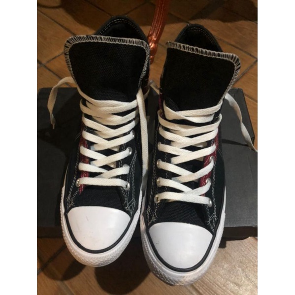 sepatu cons