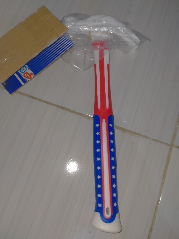 Hl Palu Kambing Polos Usa 8oz Gg Plastik Karet (p 27,7cm)