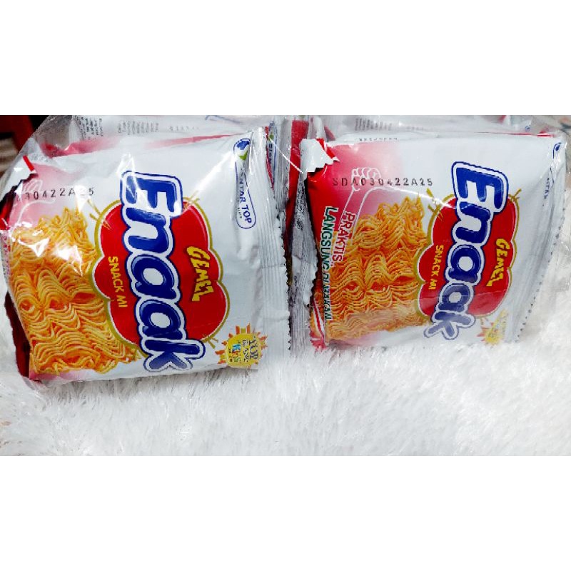 Gemez Enaak Snack Mie Renceng 18 gr x 10pcs