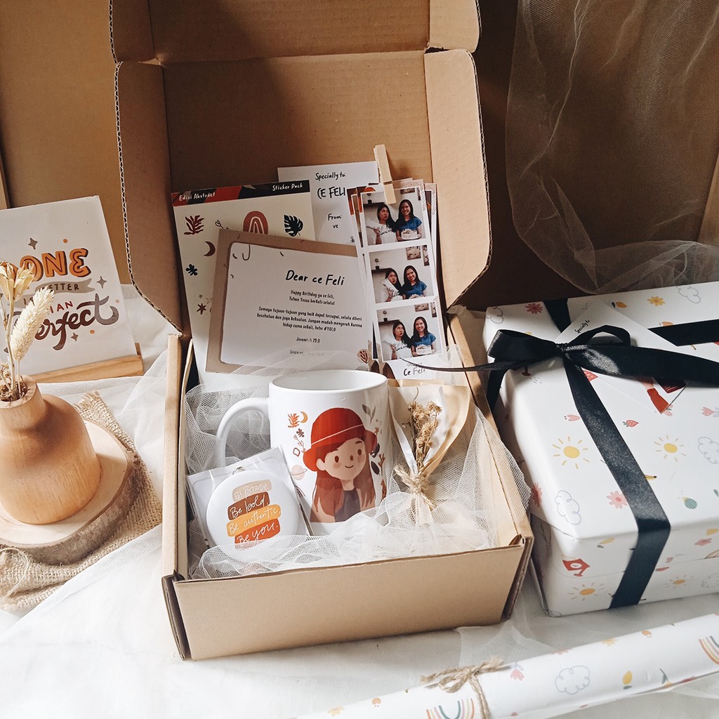 Paket Hampers Kado Gift Box Hampers Wisuda Ultah Pacar Mug Hampers Lebaran Idul Fitri Shopee Indonesia