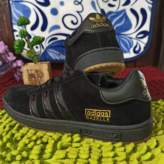 Sepatu casual adidas gazelle