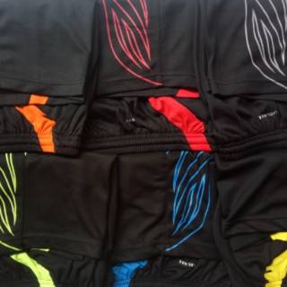  Celana  pendek  olahraga  mizuno motif Shopee  Indonesia