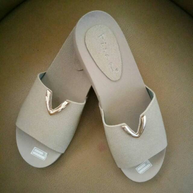 Umi sendal fiza shoes slop