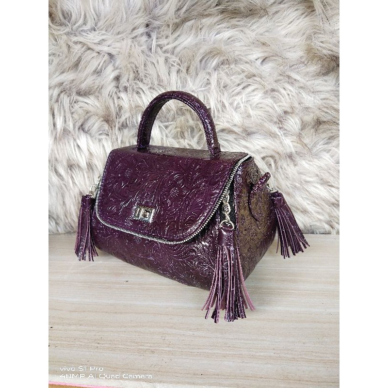 tas guccy