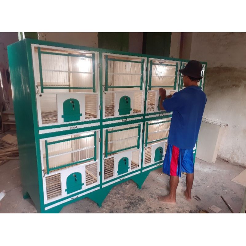 kandang macan / kandang merpati / kandang burung dara isi 8 pintu kayu jati