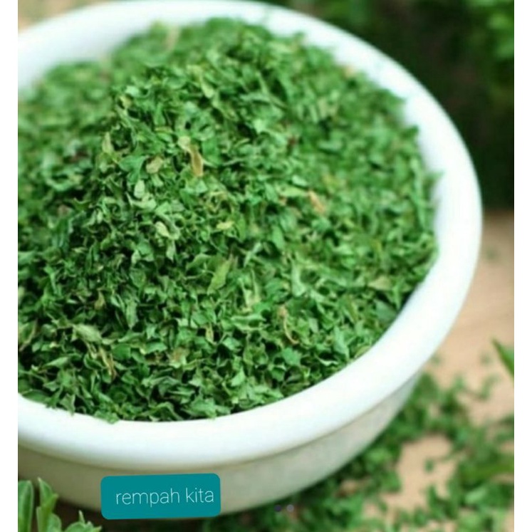 

USA - Parsley Leaves Dried Flakes /Daun Parsley Kering