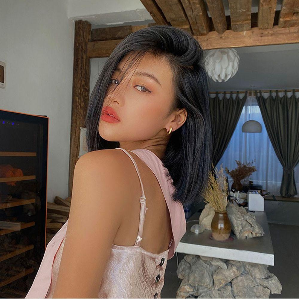 Rebuy Anting Emas Elegan Geometris Wanita Jarum Perak Tembaga Retro Perhiasan Perempuan