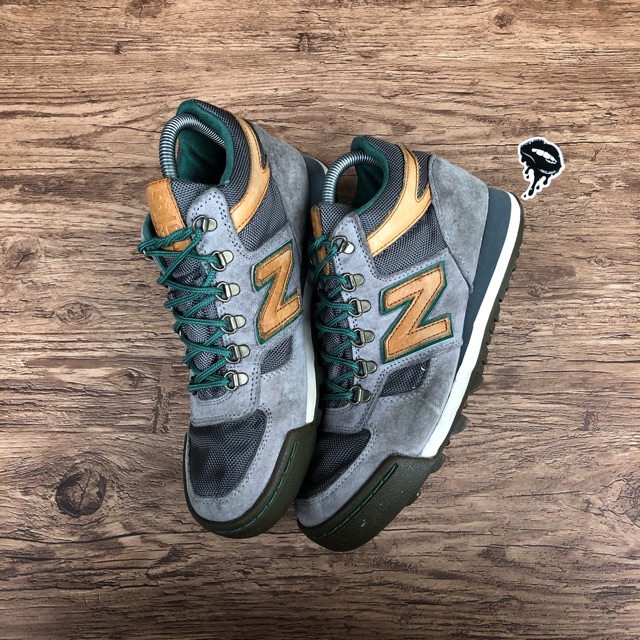 Sepatu second new balance 710 size 38.5 atau 24 cm