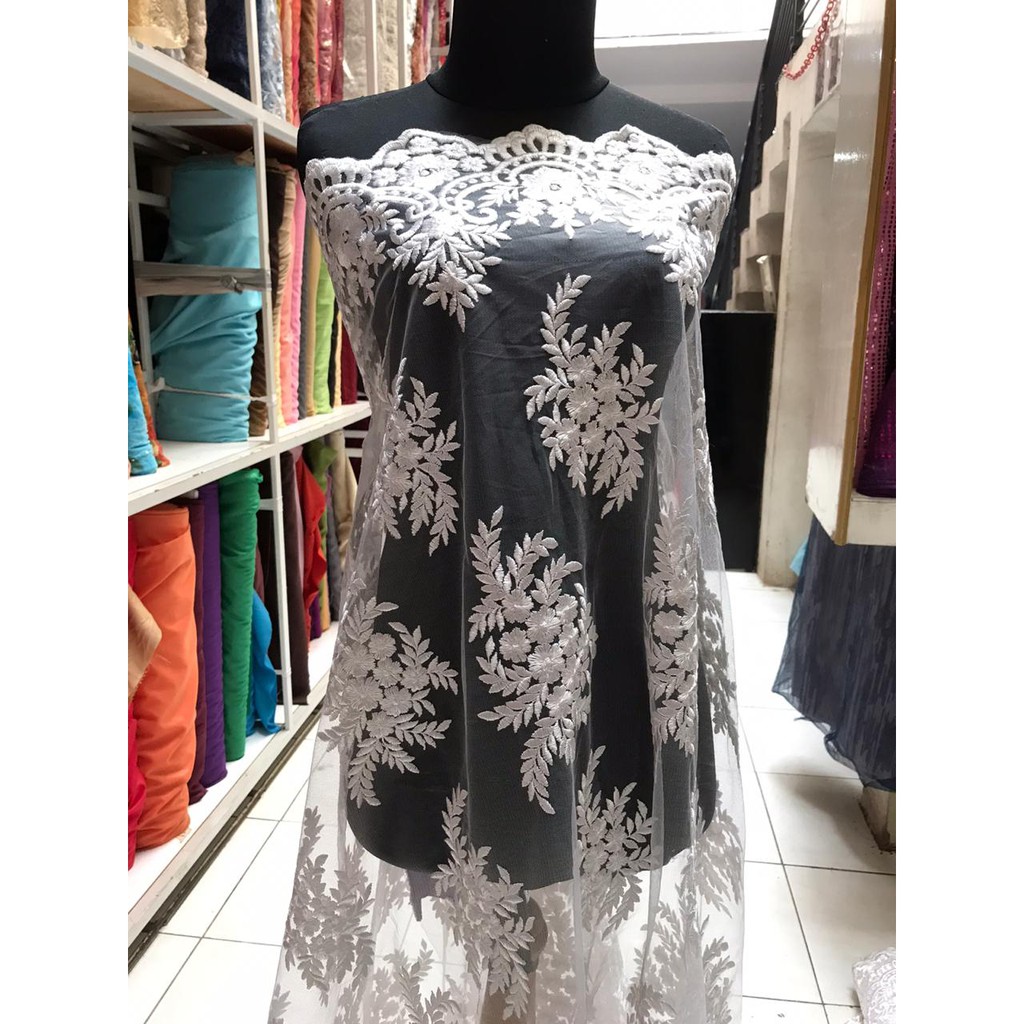 Brokat Tulle Putih motif Bunga / kain Brukat Kebaya Meteran