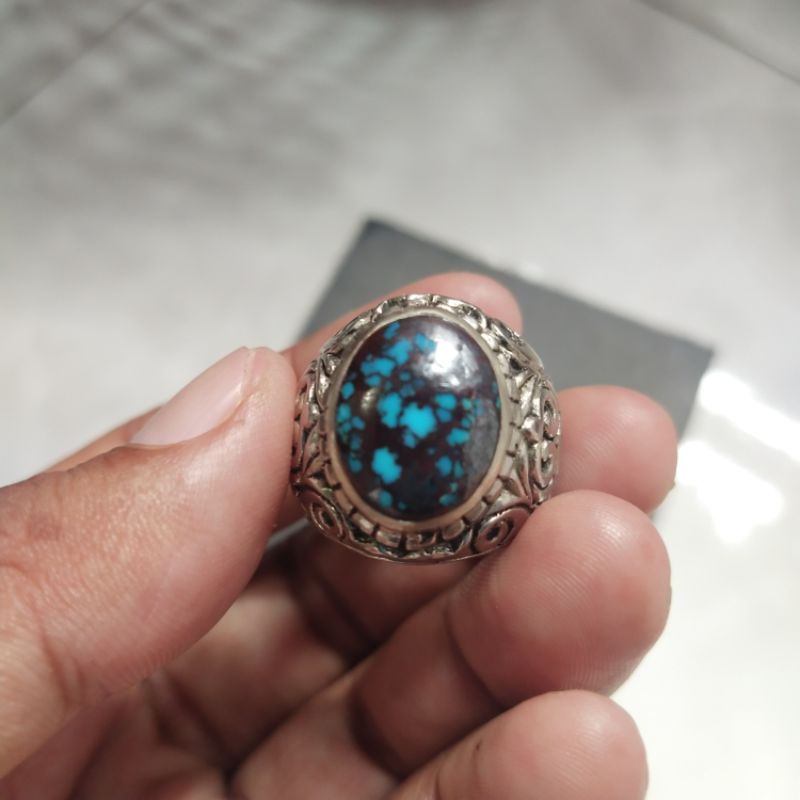 Pirus Persia serat merah berperak