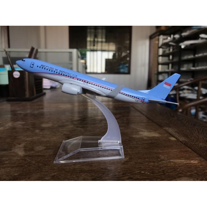 Diecast | 16Cm Diecast Pesawat Kepresidenan Ri Plane Model Miniatur Boeing B737