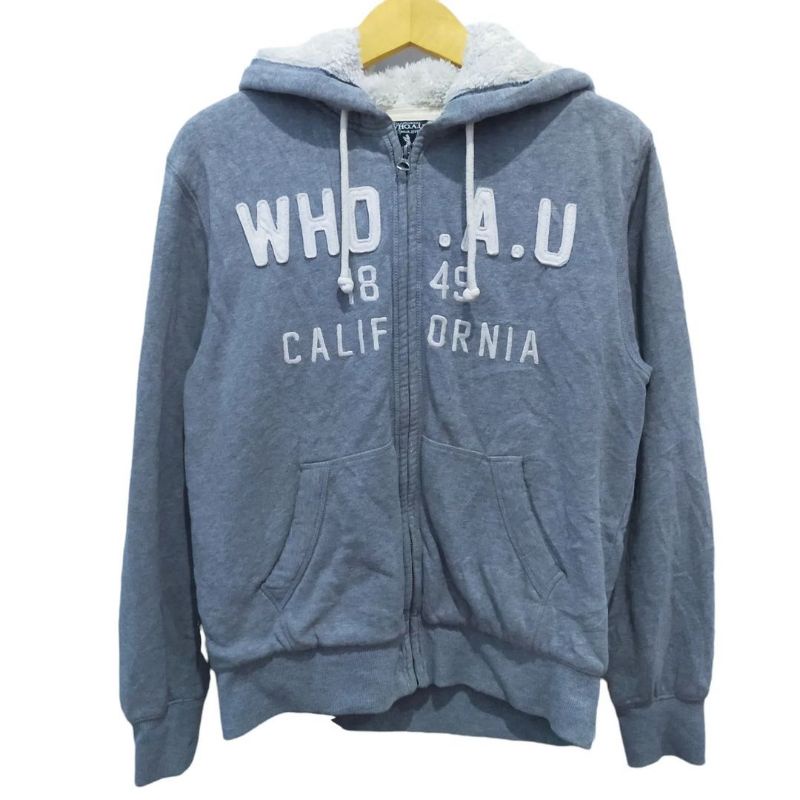 who.a.u sherpa jaket