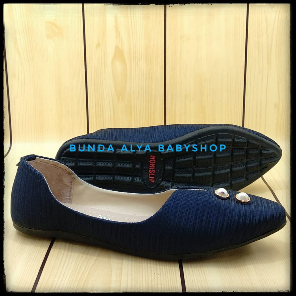 Sepatu Wanita Flat Shoes Mutiara Anti Slip Size 38 - 40 - Sepatu Cewek Simpel NAVY