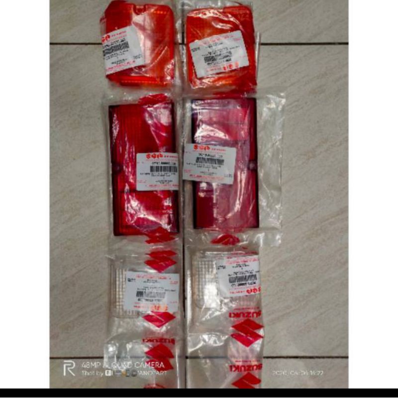 kaca mika stop belakang carry extra/futura original set