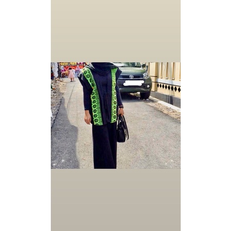 Preloved coat by JuraganKain