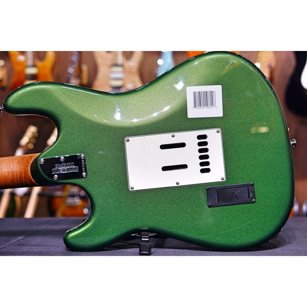 Ernie Ball Music Man Cutlass SSS Charging Green  G97680