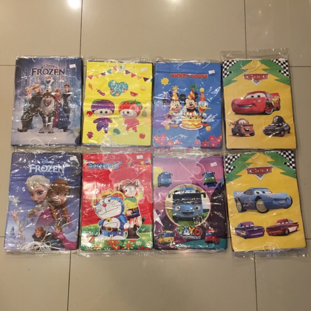 

Paper Bag Bingkisan Snack Motif Karakter Campur Besar L