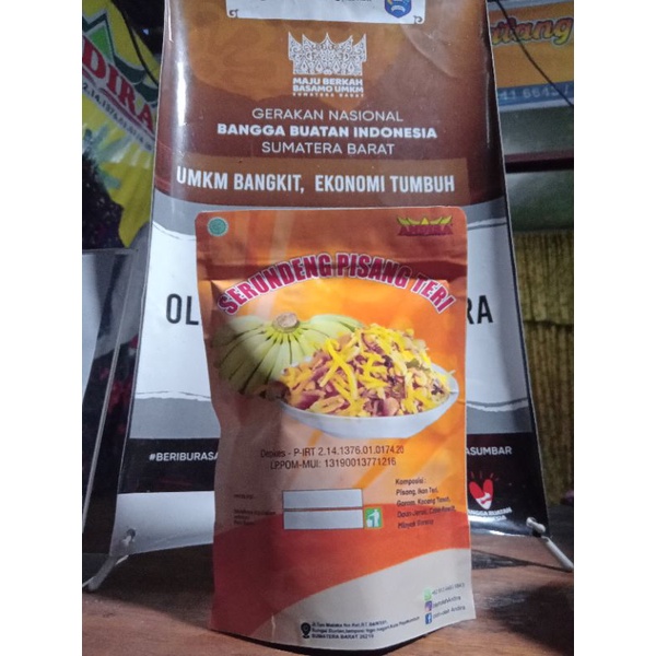 

serundeng pisang teri