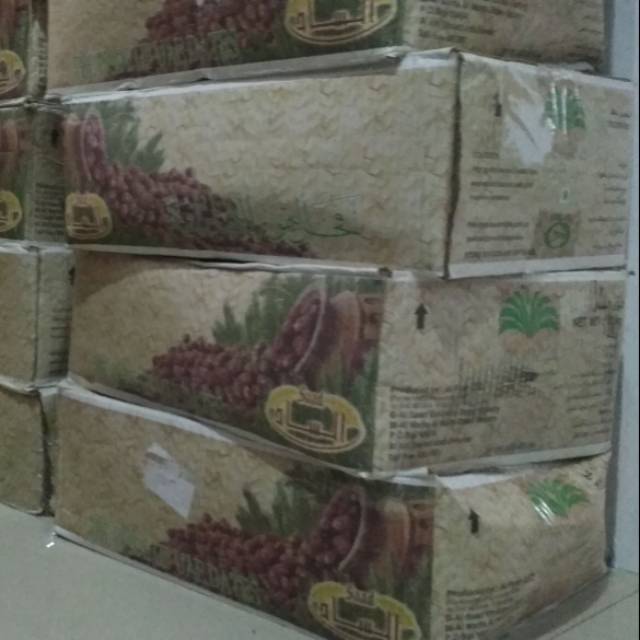 

Kurma Saad Emirates Gold 10 kg