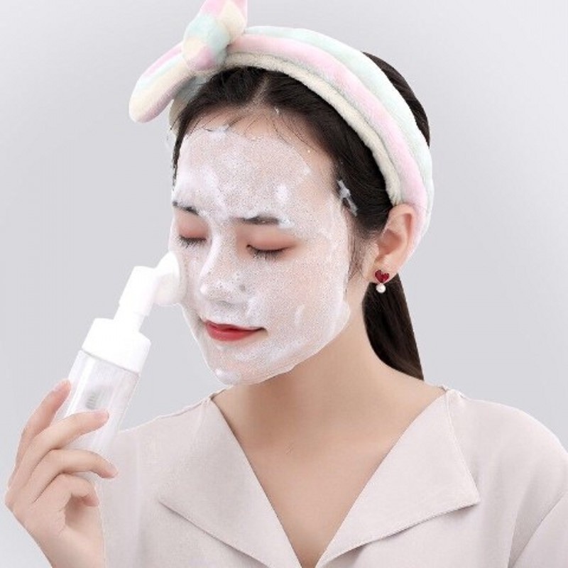 1pc Facial Cleanser Foaming Pump Bottles With Silicone Brush Head for Face Cleaning