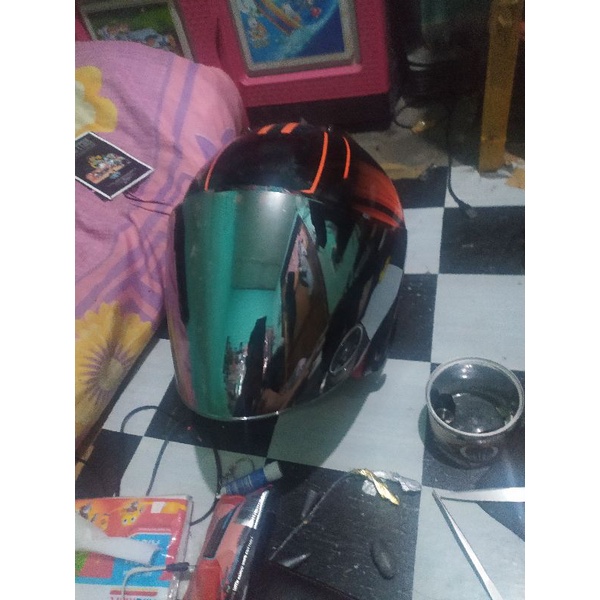 HELM KYT DJ MARU BEKAS VALENTINO ROSI ASLI