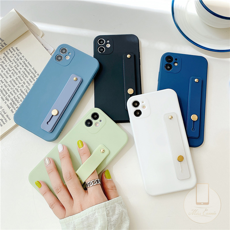 Casing Iphone 11 7plus 8plus Iphone 11pro Max Xr Xsmax Warna Solid Dengan Wristband Bentuk Kubus