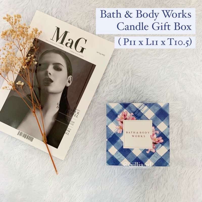 

Bath & Body Works Candle Gift Box (Gingham)