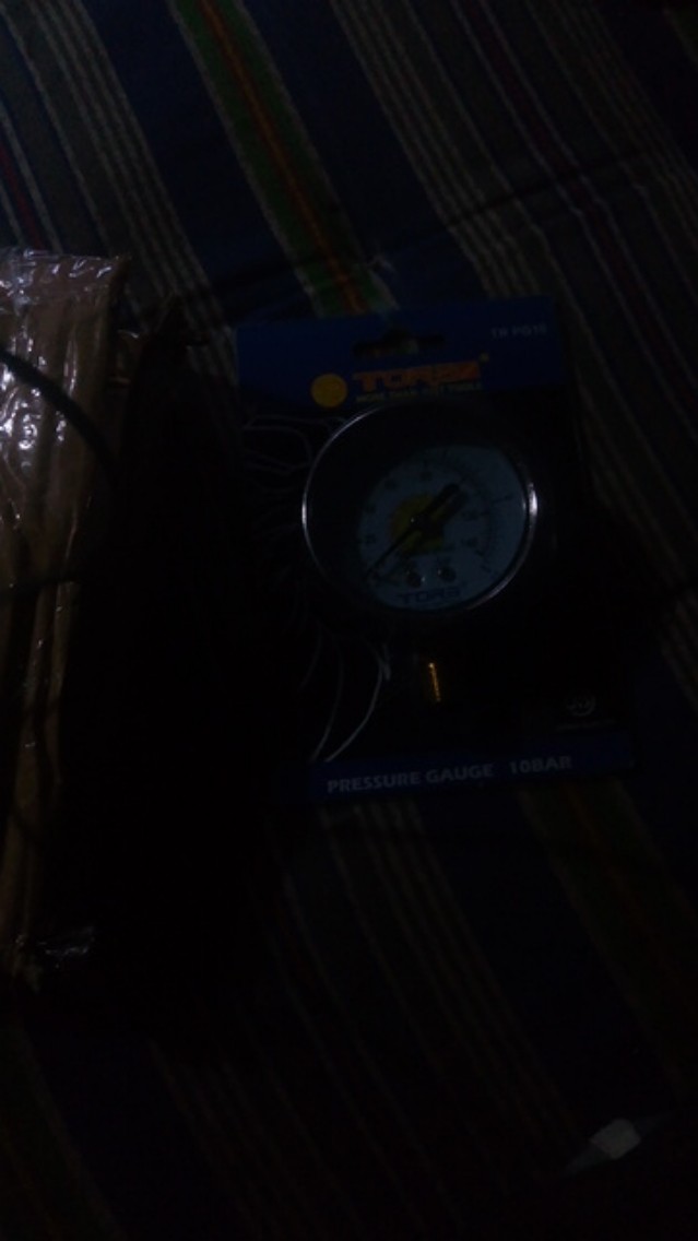 Tora Japan Quality Pressure Air Gauge Alat Ukur Tekanan Angin 10 Bar Manometer Drat 1/4